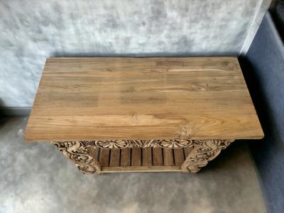 MUEBLE DE BAÑO EN MADERA TALLADA SVEN