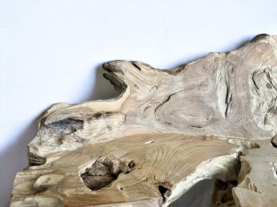 DETAIL OF ANTIQUE WOODEN BENCH FORNALUTX