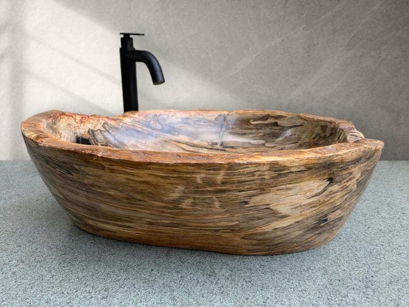 Petrified wood washbasin Andrea