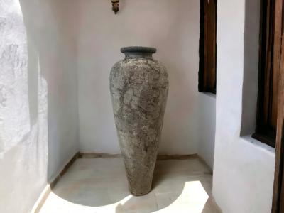 FLOOR VASE SANDRO