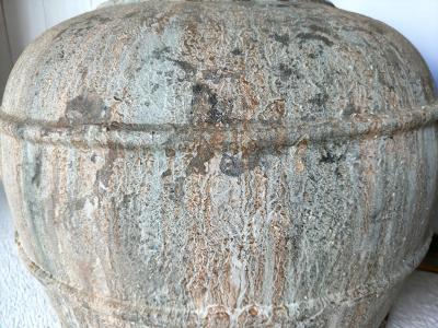 DETAIL OF FLOOR VASE EVAN