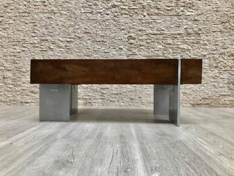 COFFE TABLE WITH METAL LEGS
