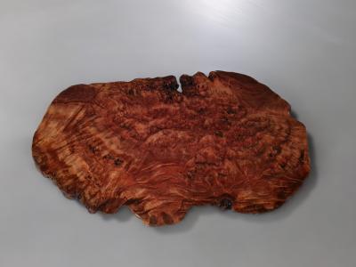 RED WOODEN COFFEE TABLE ROUGE