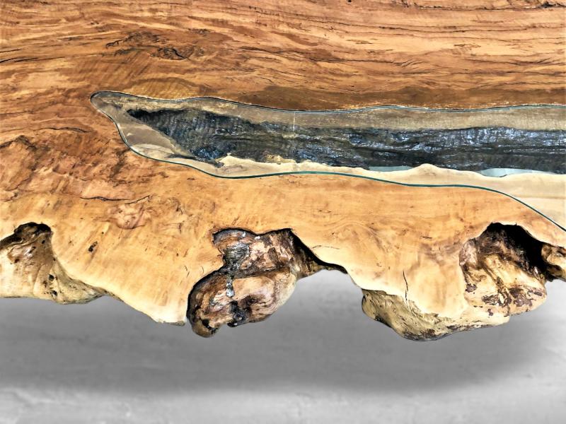 ESSTISCH AUS HOLZ ARAVA