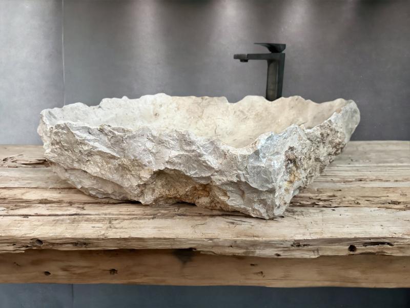 WASCHBECKEN AUS BEIGEM MARMOR SALERNO