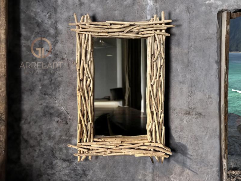 MIROIR RECTANGULAIRE EN BOIS DORIAN MIROIR RECTANGULAIRE EN BOIS DORIAN