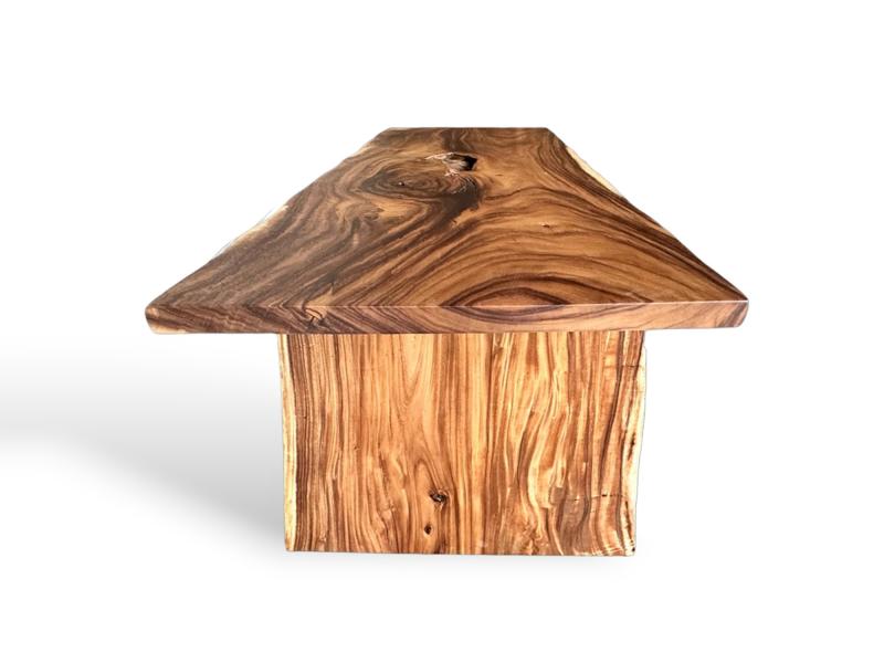 TABLE EN BOIS MASSIF - SALENTO