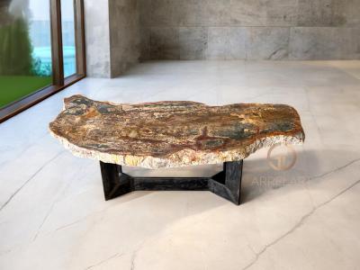 COFFEE TABLE IN NATURAL COLOURS