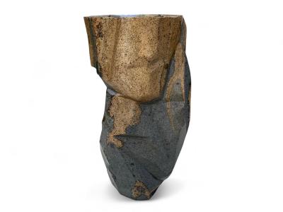 CARVED STONE PEDESTAL WASHBASIN TRESOR