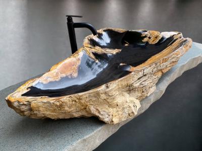 VASQUE EXCLUSIF EN PIERRE LOUVRE