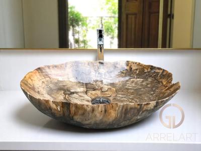 WASCHBECKEN AUS SEHR FEINEM VERSTEINERTEM HOLZ JEWEL