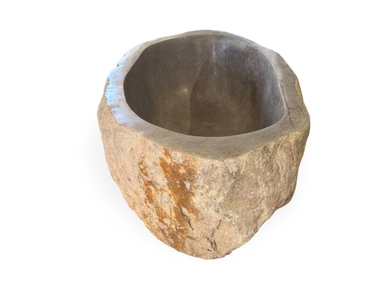 EXKLUSIVE STEINBADEWANNE