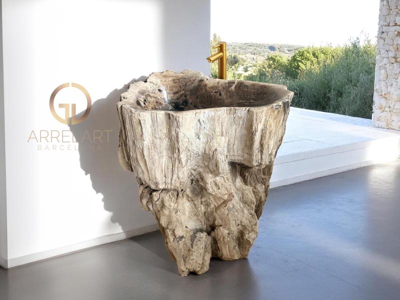 EXOTIC FLOOR-STANDING WASHBASIN TANZANIA EXOTIC FLOOR-STANDING WASHBASIN TANZANIA
