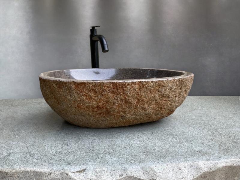 PAIR OF STONE SINKS