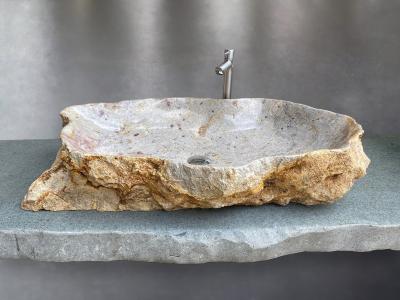 LAVABO EXCEPCIONAL DE PIEDRA UNICO