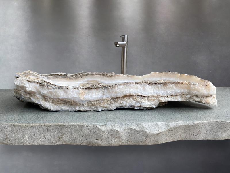 LARGE NATURAL STONE SINK SOLUNTO