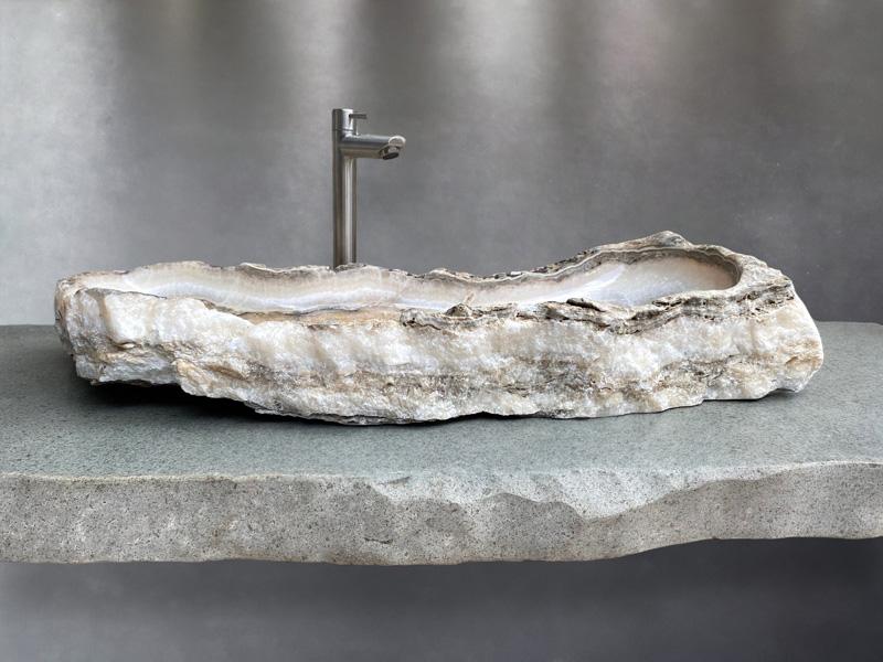 WIDE WASHBASIN SOLUNTO