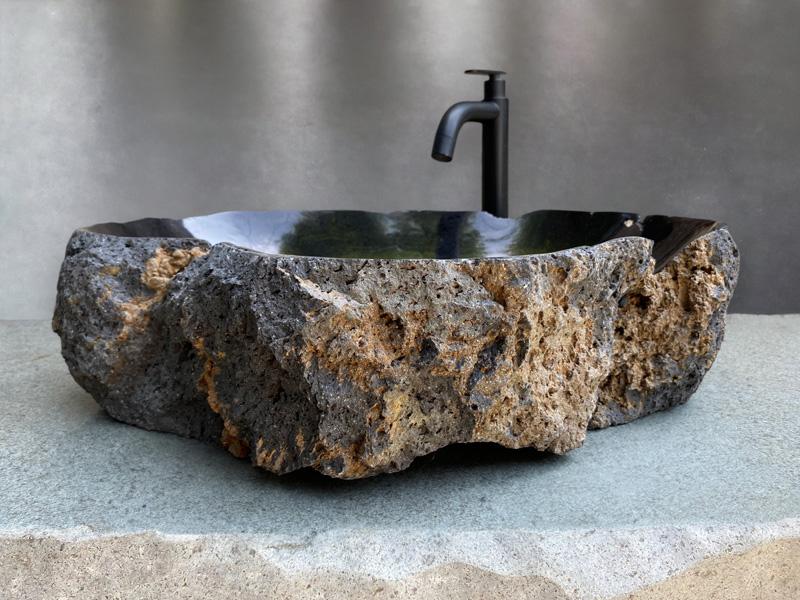 BLACK STONE WASHBASIN CHACANA