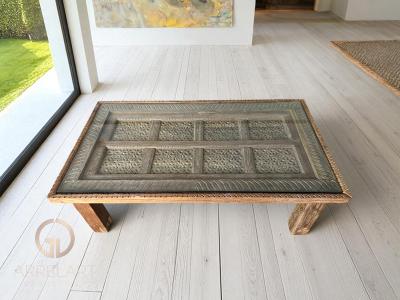 MESA DE CENTRO DE MADERA TALLADA BASILEA