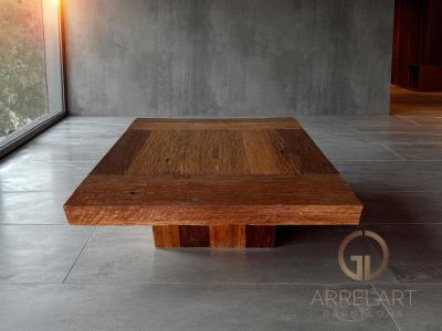 ANTIQUE WOODEN COFFEE TABLE AFRA