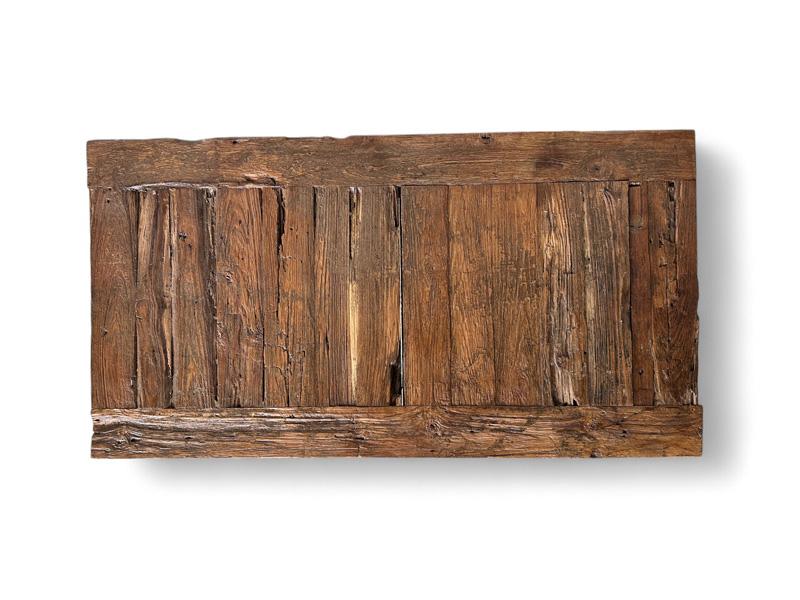 Table basse en bois massif