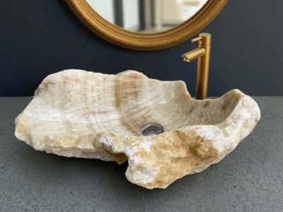 WASCHBECKEN AUS ONYXSTEIN OLIVIER