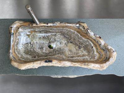 EXOTISCHES WASCHBECKEN AUS NATURSTEIN
