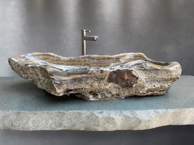 EXKLUSIVES WASCHBECKEN AUS NATURSTEIN