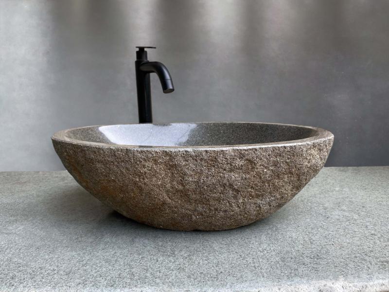 WASCHBECKEN AUS NATURSTEIN