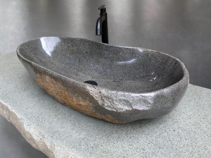 LARGE WASHBASIN IN NATURAL STONE LEO