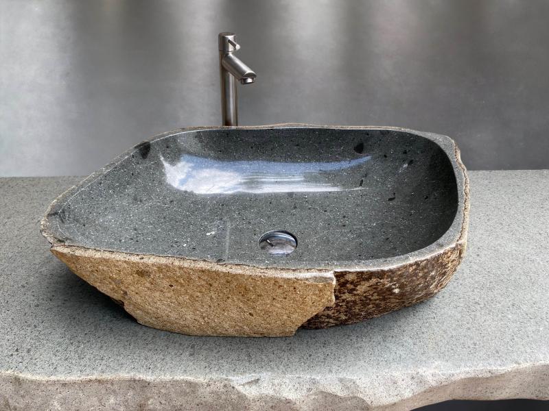 LUXUS-WASCHTISCH AUS NATURSTEIN NUSA DUA