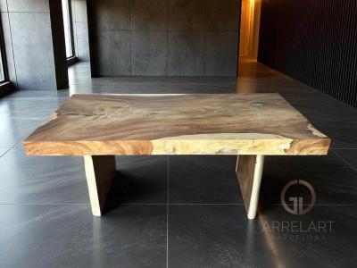 MESA DE COMEDOR RECTA CON PATAS DE MADERA BERGEN
