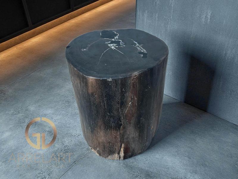 TABURETE NEGRO DE MADERA FOSIL MOMBASA