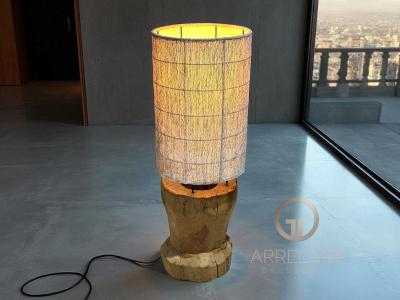LAMPADAIRE EN BOIS