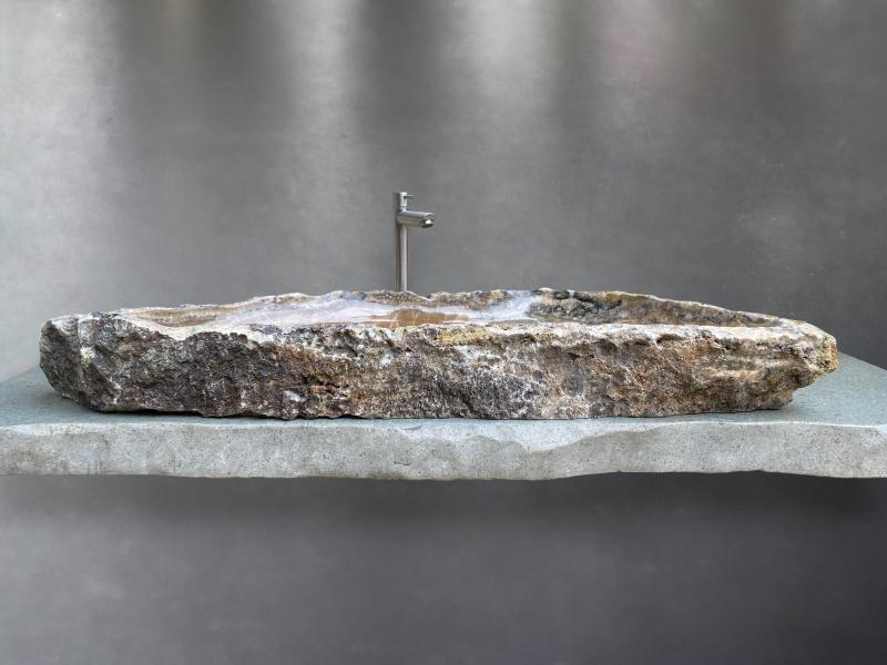 LAVABO IN PIETRA MARRONE - AFRICA