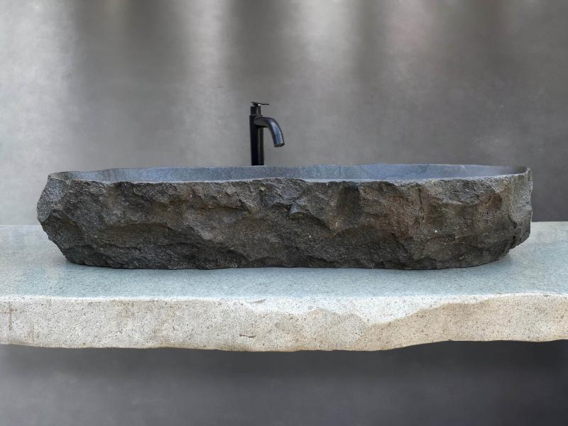 VASQUE EN PIERRE GRISE MATE