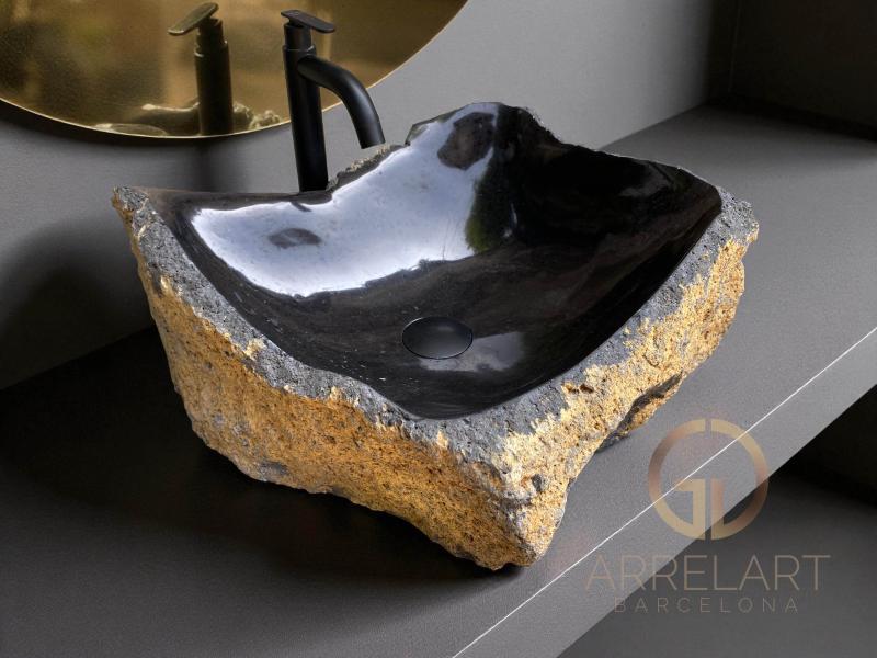 VASQUE EN PIERRE DE LAVE MAUNA