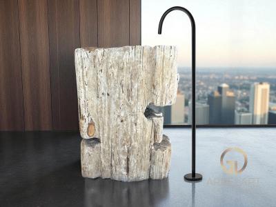 VASQUE SUR PIED BOIS PETRIFI
