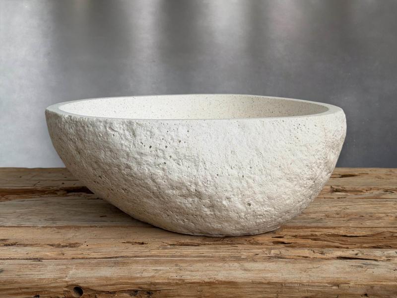 VASQUE INTEMPORELLE EN TERRAZZO BLANC DOZZA