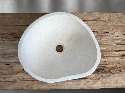 WASCHBECKEN AUS WEISSEM TERRAZZO DOZZA