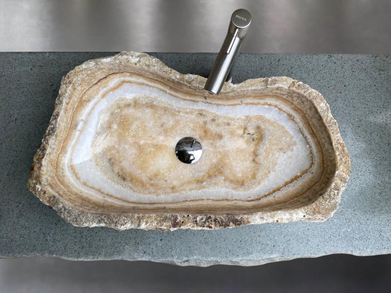 LAVABO IN PIETRA NATURALE YVORNE