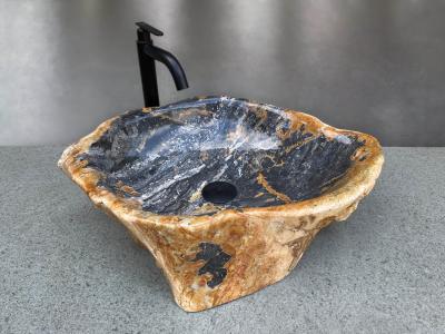 Farbiges Waschbecken aus Stein Alaior