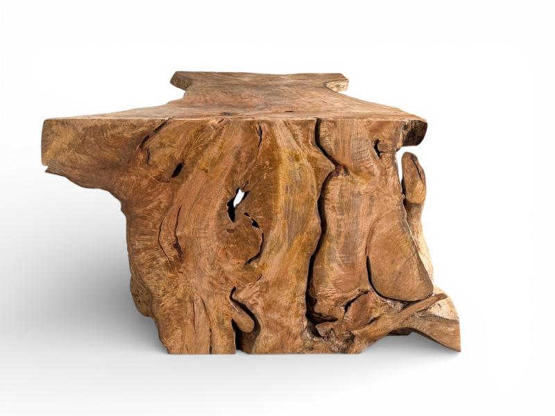 TAVOLO DA PRANZO A FORMA DI L IN LEGNO
