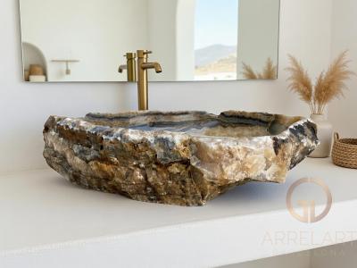 LIMITED EDITION SINK IN NATURAL STONE LECCE
