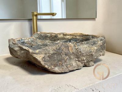 VASQUE EN PIERRE DE JAVA AUX TEINTES FUMEES