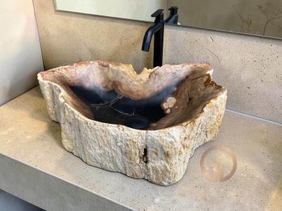 EXCLUSIVE SINK IN PETRIFIED WOOD DARYL
