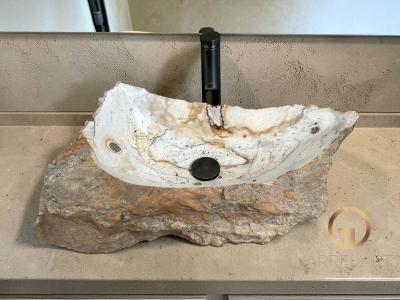 WASCHBECKEN AUS WEISSEM STEIN SALZBURG