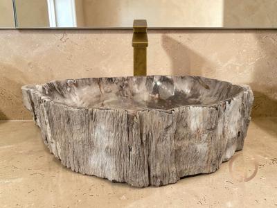 DESIGN-WASCHBECKEN AUS VERSTEINERTEM HOLZ MOON