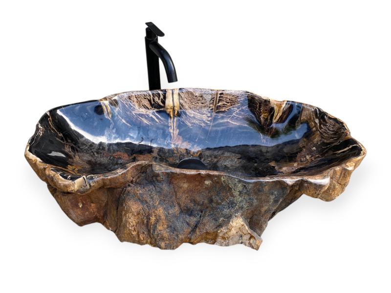 LAVABO D’AUTORE IN LEGNO PIETRIFICATO RIBEIRA