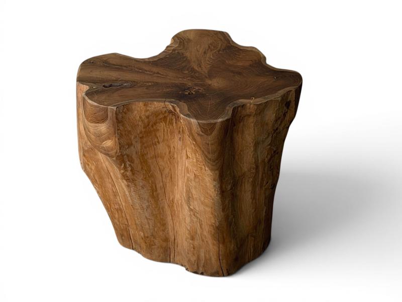TABURETE ESCULTURAL DE MADERA DE TECA HANKO